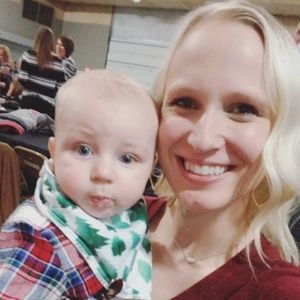 Meet your Posher, Lauren